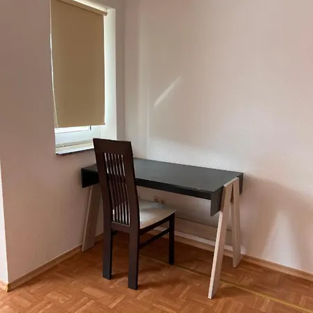 Gaeste-, Handwerkerzimmer Vendégház *