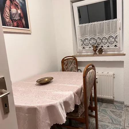 Gaeste-, Handwerkerzimmer Vendégház Rosenfeld